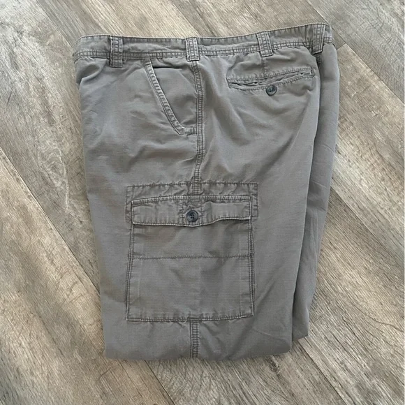 Cabela’s Men’s Cotton Grayish RipStop Cargo Pants Sz 36/30 Outdoor Workwear - Picture 9 of 9